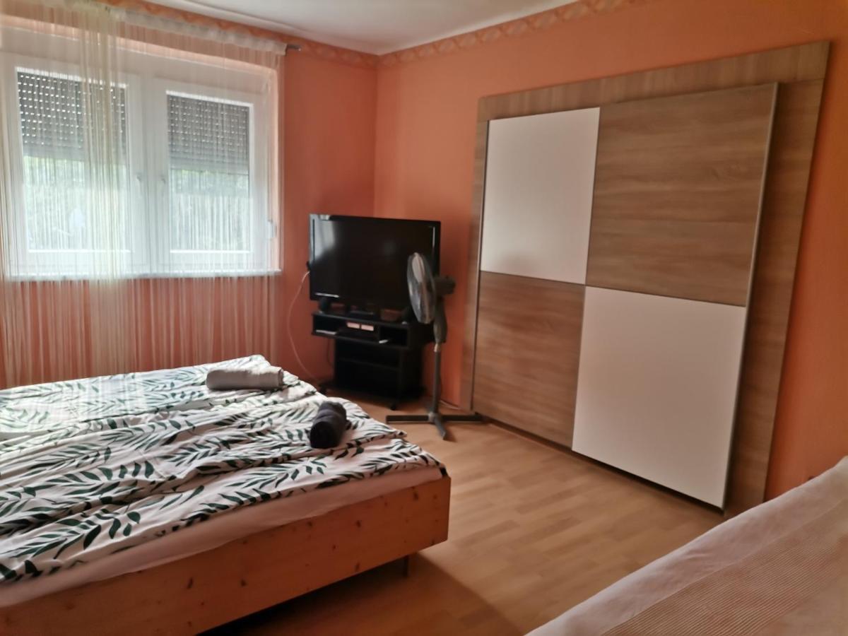 Edina-Haz Villa Balatonboglar Bagian luar foto